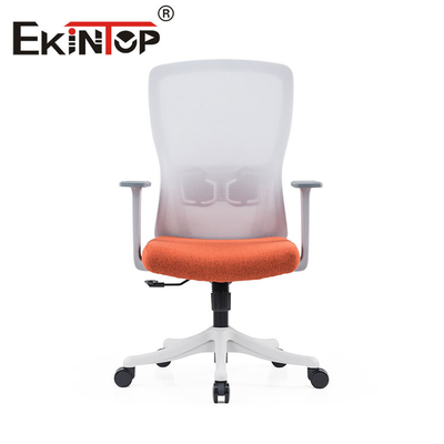 Ergonomiczna wygodna nylonowa podstawa krzesła biurowego z podnoszonym podłokietnikiem