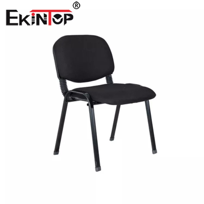 Wygodne krzesło biurowe na wsporniku Ergonomiczne wielofunkcyjne krzesło z podłokietnikami