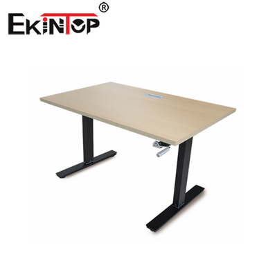 Nowoczesne ergonomiczne biurko z elektryczną regulacją wysokości metalowy materiał do prac biurowych