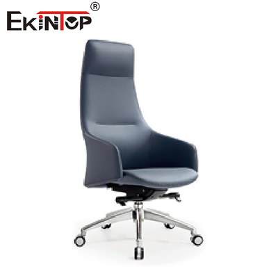 Ergonomiczna regulacja wysokości krzesła biurowego z niebieskiej skóry