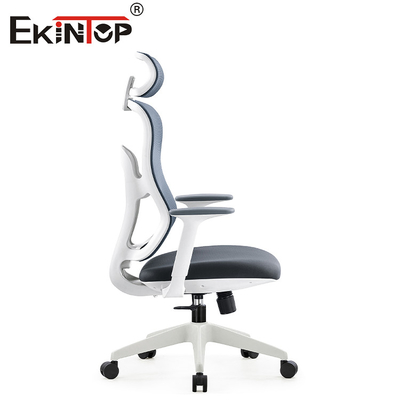 Szare, nowoczesne, obrotowe, ergonomiczne krzesło biurowe z zagłówkiem