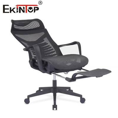 Wygodne ergonomiczne krzesło biurowe z siatką nadające się do użytku w biurze