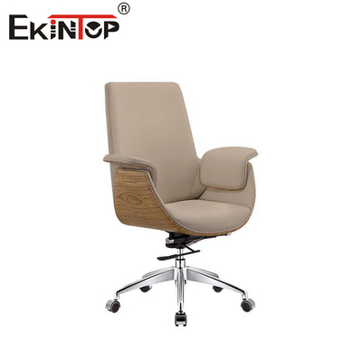 Ergonomiczne skórzane krzesło biurowe z regulowaną wysokością