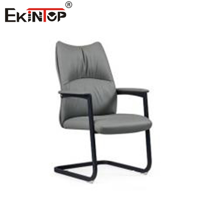 Bezpłatna próbka Krzesła ergonomiczne Wysokie krzesło skórzane PU Krzesła biurowe w stylu klasycznym