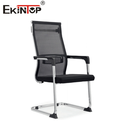 Ergonomiczne kręte krzesło biurowe z metalową ramą i podłogami